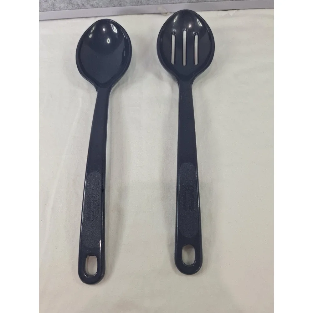 Pyrex Accessories Navy Blue Nylon Basting and Slotted Spoon Set Made in USA 2pc